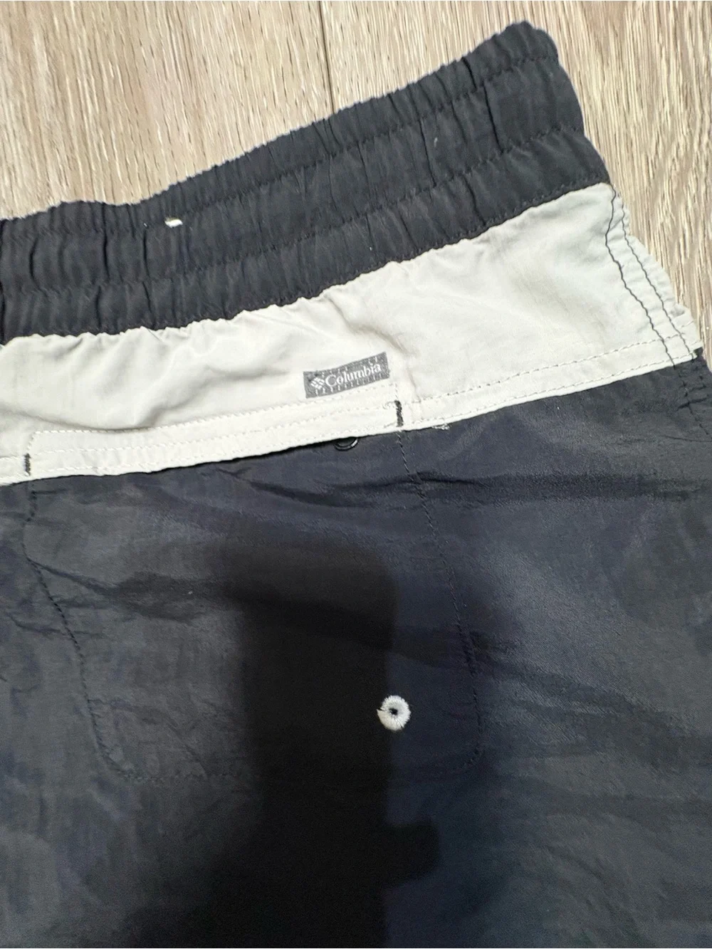 Columbia lightweight black